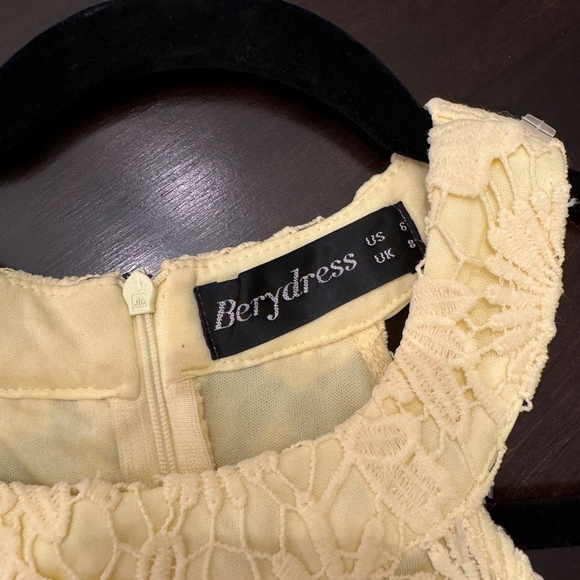 Lacy Bodycon Yellow Sundress, Size Small 6 - Picture 3 of 3